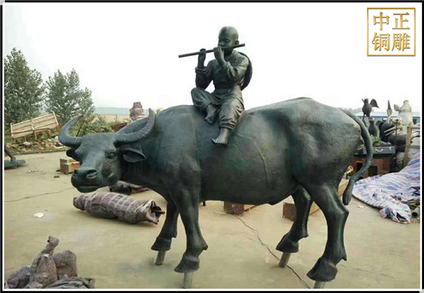 兒童放牛銅雕塑