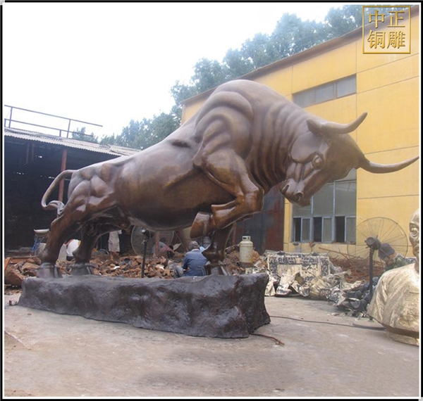 大型銅牛.jpg