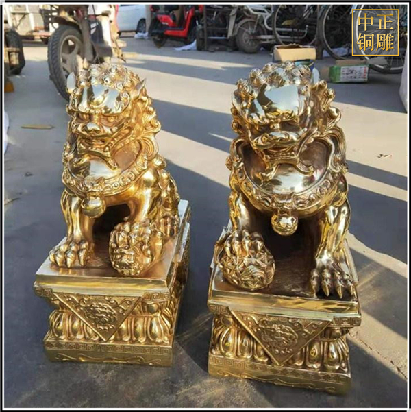 貼金銅獅子價格