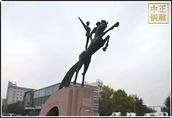 騰飛銅馬廣場(chǎng)雕塑