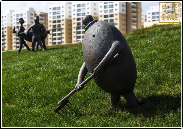 小區銅雕塑作品.jpg 小區銅雕塑作品.jpg