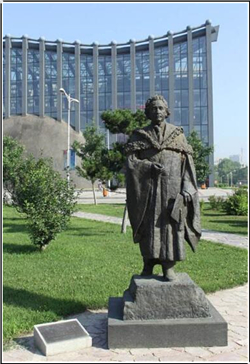 校園愛麗斯坦人物銅雕塑