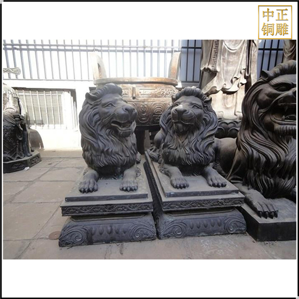 大型公母銅獅子