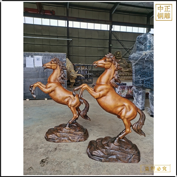 純銅小號(hào)黃古色馬到成功