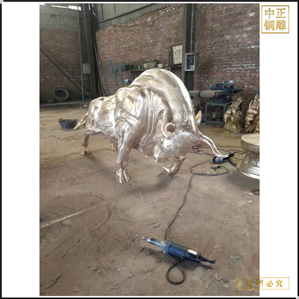 大型室外貼金銅牛雕塑鑄造