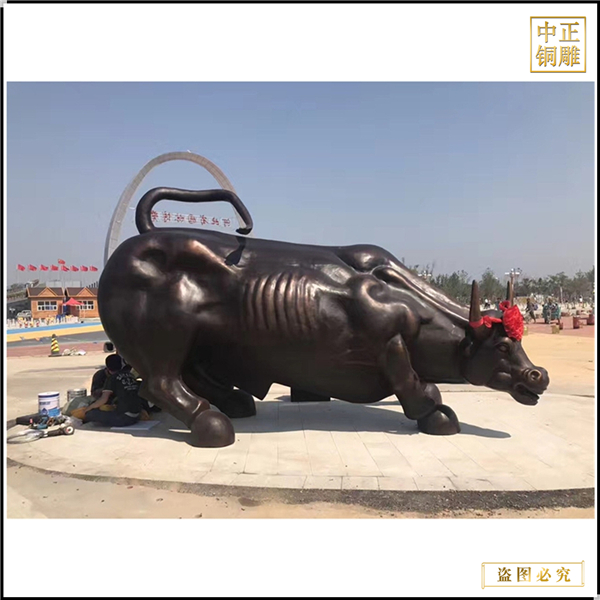銅雕牛華爾街牛價格