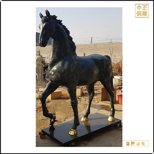 銅馬擺件圖片